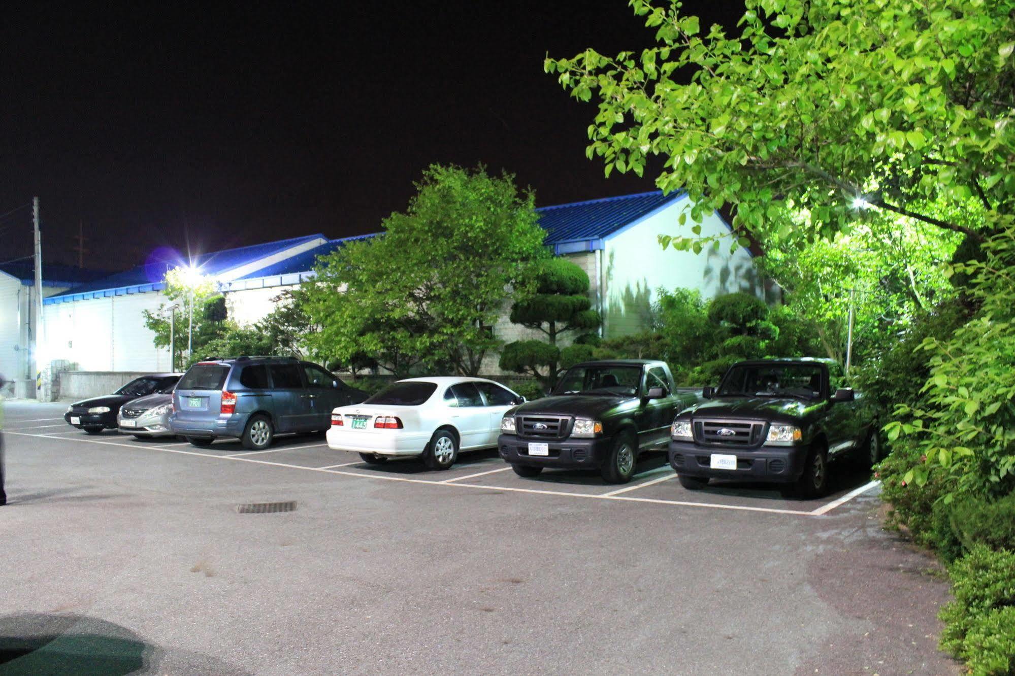Gunsan Western Hotel מראה חיצוני תמונה