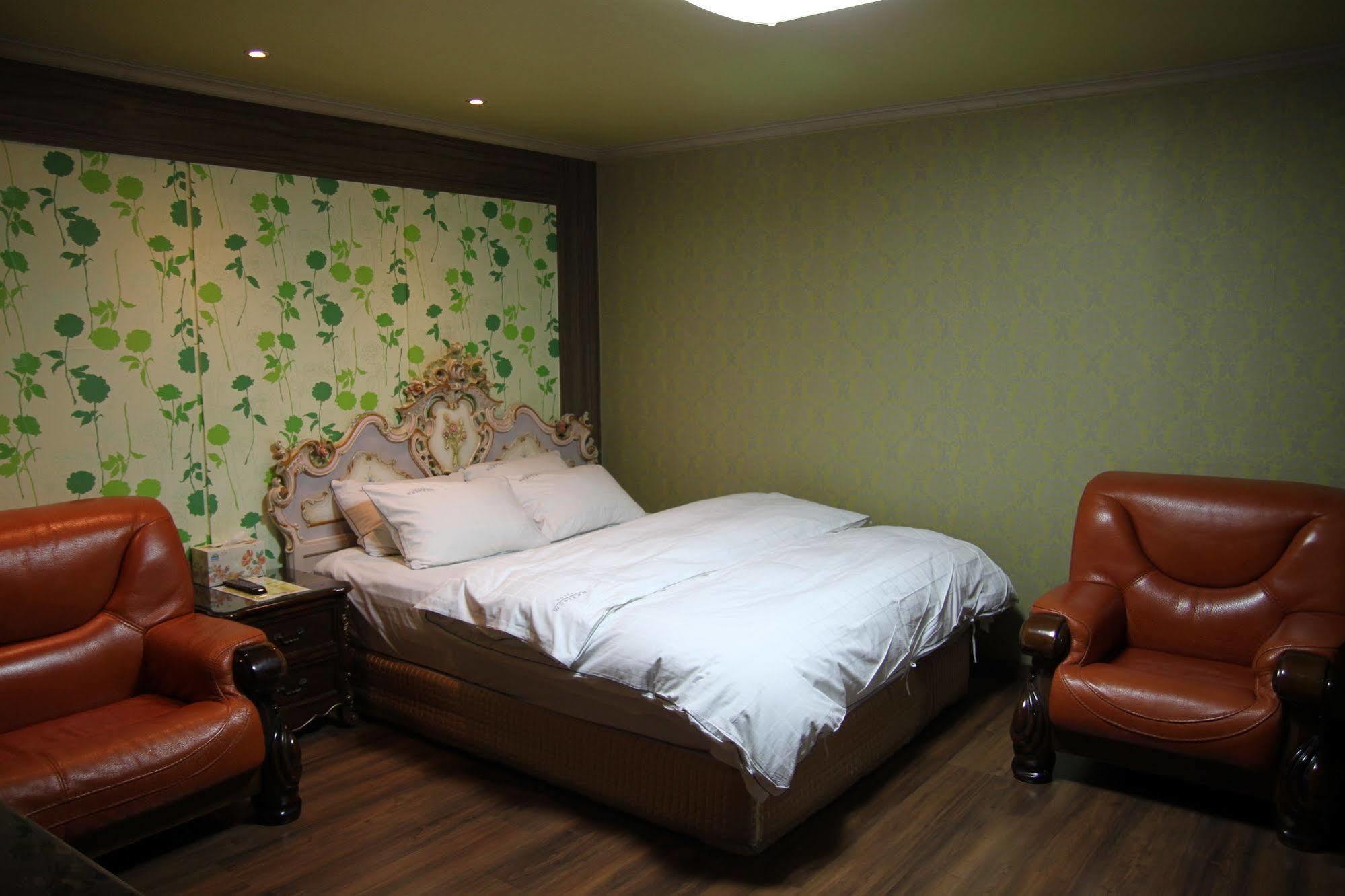 Gunsan Western Hotel מראה חיצוני תמונה